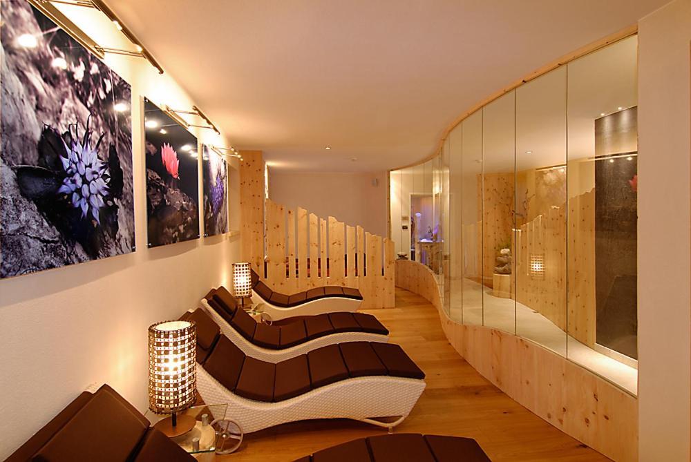 Hotel Talblick Ортизей Екстериор снимка