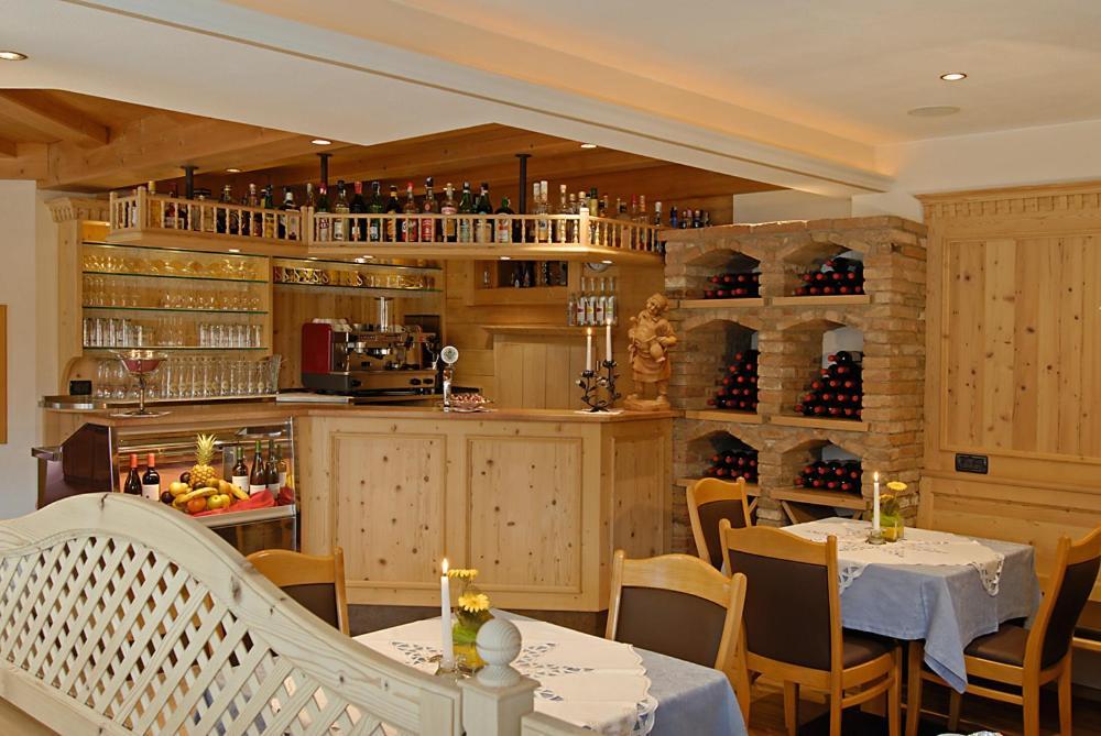 Hotel Talblick Ортизей Екстериор снимка