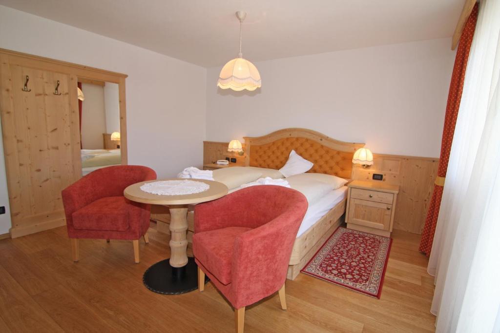 Hotel Talblick Ортизей Стая снимка